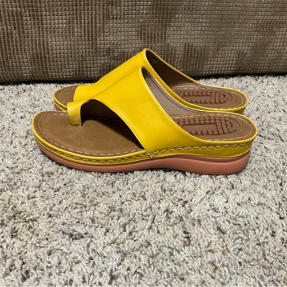 Aomigoct sandals for women’s size 42 yellow soft leather - Picture 5 of 8